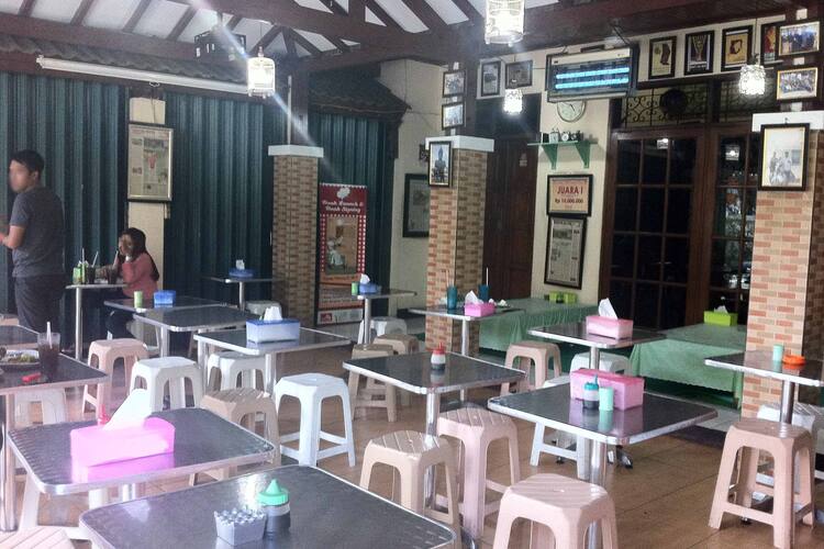 Lele Crispy Tebet Jakarta